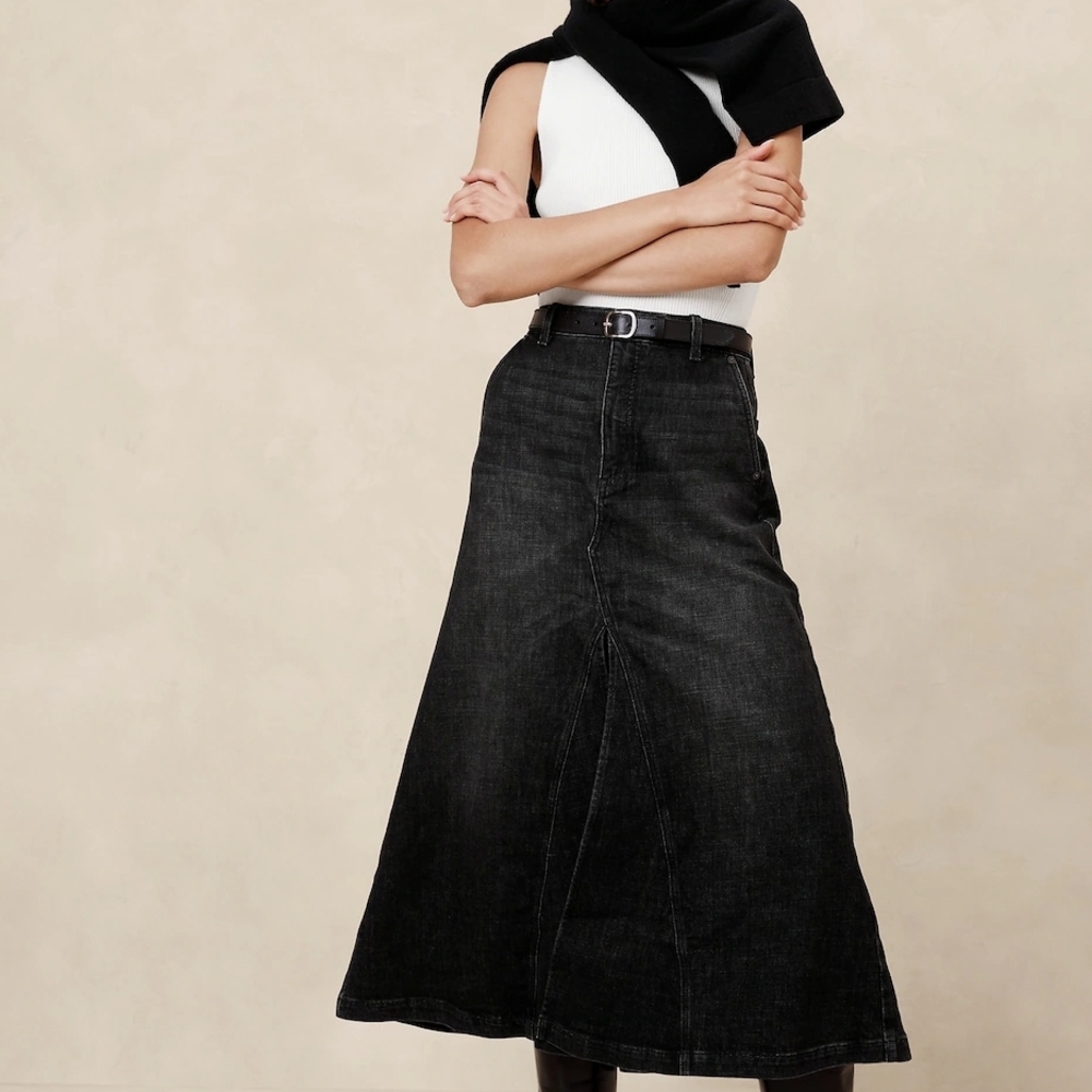 NWT Banana Republic Black Denim Midi Skirt